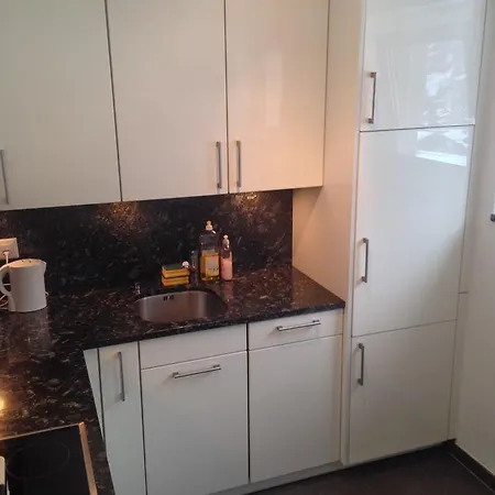 Cresta Apartman *
