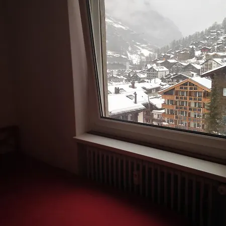 Cresta Apartman *