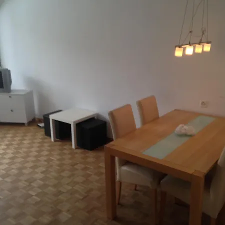 Cresta Apartment